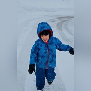 Gusti Boys 3T Snowsuit Pants and Jacket NWOT